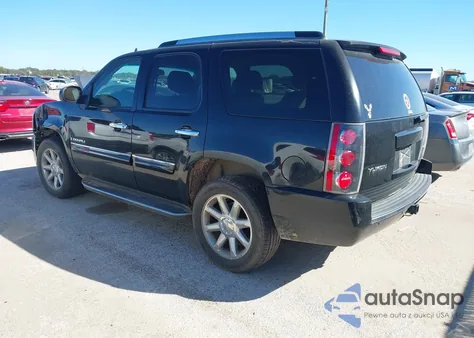 2007 GMC Yukon Denali z USA, uszkodzony, nr VIN 1GKFK63867J375814